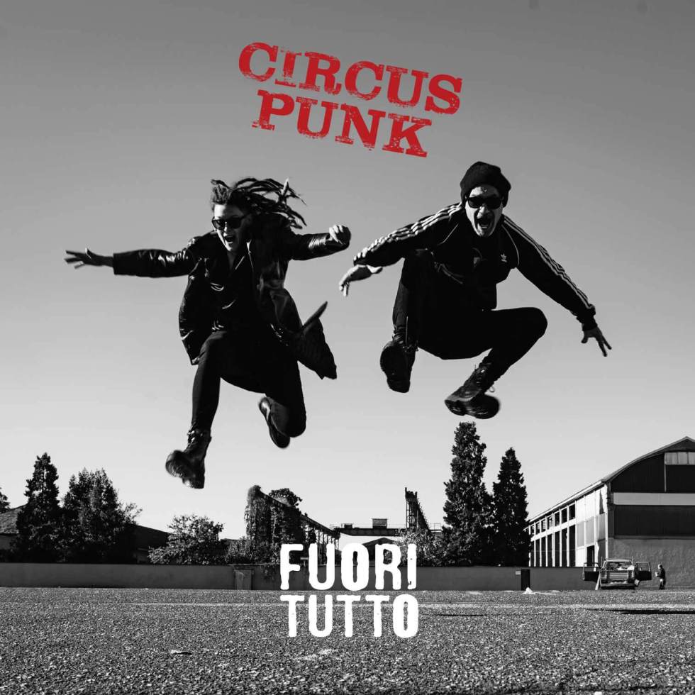 foto copertina Circus punk
